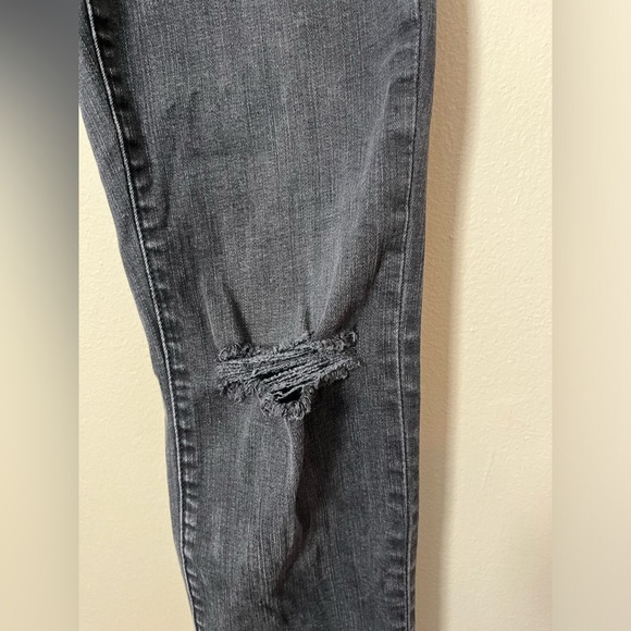 Madewell Women’s Jeans 27T Tall 9” High Rise Skinny Jeans Distressed Raw Hem - Picture 4 of 10